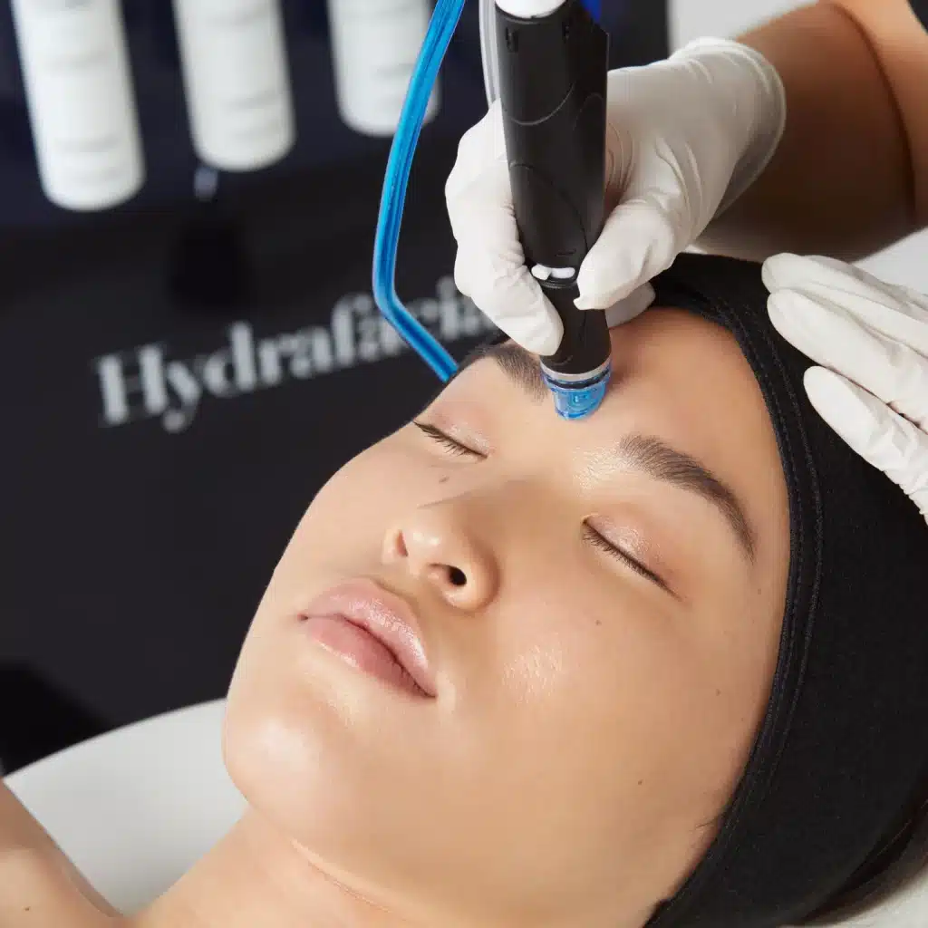 Avis Hydrafacial